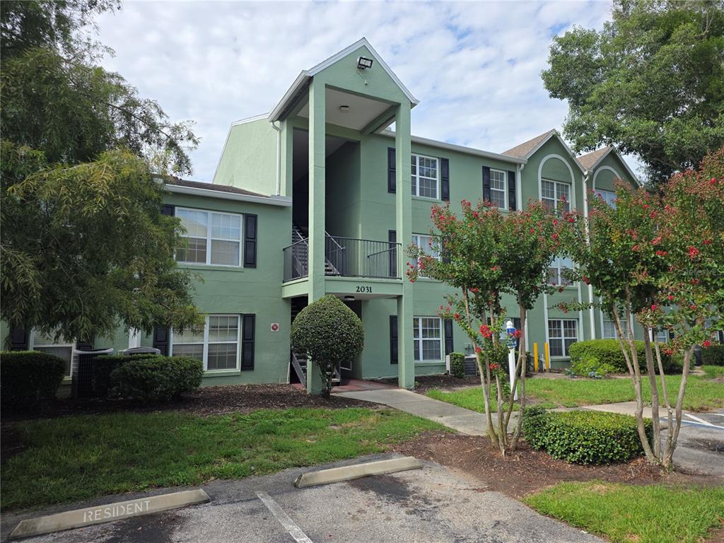 2031 Dixie Belle Dr #2031I - 2031 Dixie Belle Dr #2031I, Orlando, FL 32812 Luxury Property | Jose Angel Pina
