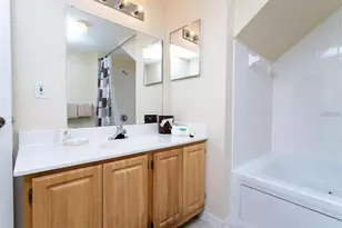 4011 Venetian Bay Dr, Kissimmee, FL 34741 - Photo 7