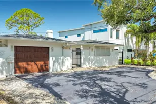 3800 Shore Acres Blvd NE, Saint Petersburg, FL 33703 - Photo 3