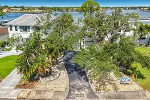 3800 Shore Acres Blvd NE, Saint Petersburg, FL 33703 - Photo 21