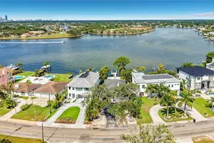 3800 Shore Acres Blvd NE, Saint Petersburg, FL 33703 - Photo 17