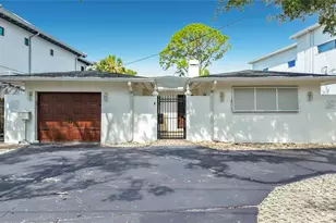 3800 Shore Acres Blvd NE, Saint Petersburg, FL 33703 - Photo 5