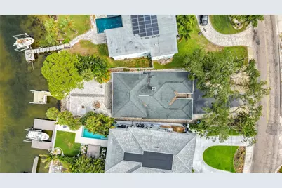 3800 Shore Acres Boulevard NE, Saint Petersburg, FL 33703 - Photo 29
