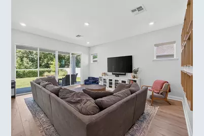 7060 Winding Lake Circle, Oviedo, FL 32765 - Photo 11