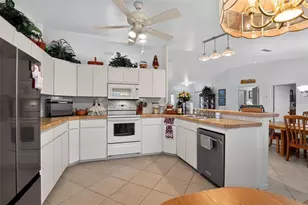 9961 SW 61st Ct, Ocala, FL 34476 - Photo 3
