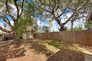 12216 Fox Hound Ln, Orlando, FL 32826 - Photo 23