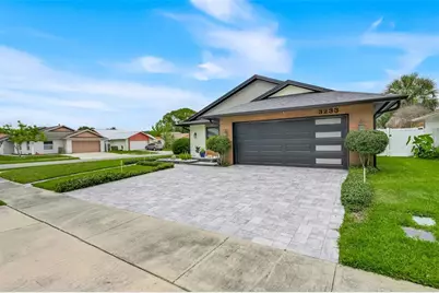 3233 Owassa Court, Kissimmee, FL 34746 - Photo 5