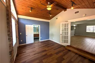 1510 E Shadowlawn Ave, Tampa, FL 33610 - Photo 9