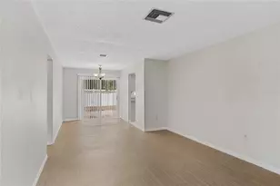125 N Rhodes St, Mount Dora, FL 32757 - Photo 5