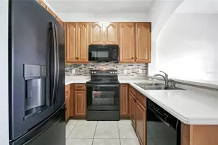 16571 Cedar Crest Dr, Orlando, FL 32828 - Photo 9
