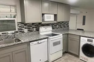 1810 N Brack St, Kissimmee, FL 34744 - Photo 15