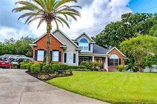 33721 Spring Dr, Leesburg, FL 34788 - Photo 1