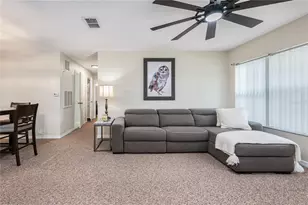 930 Moonlight Cove Rd, Orange City, FL 32763 - Photo 11