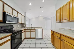 9752 Piney Point Cir, Orlando, FL 32825 - Photo 9