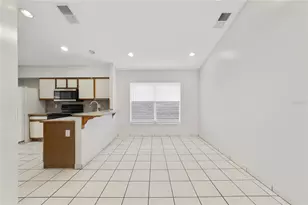 9752 Piney Point Cir, Orlando, FL 32825 - Photo 5