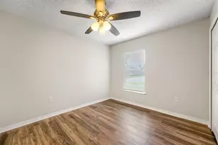 17037 Holmby Ct, Land O Lakes, FL 34638 - Photo 17