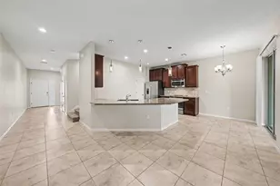 26929 Juniper Bay Dr, Wesley Chapel, FL 33544 - Photo 3