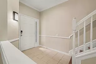 26533 Castleview Way, Wesley Chapel, FL 33544 - Photo 9