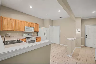 26533 Castleview Way, Wesley Chapel, FL 33544 - Photo 7