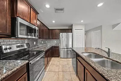 5042 Chipotle Lane, Wesley Chapel, FL 33544 - Photo 5