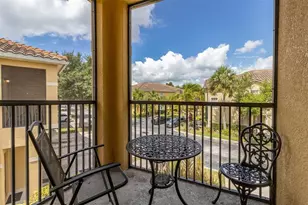 2837 Oakwater Dr, Kissimmee, FL 34747 - Photo 5