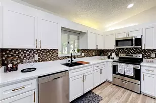17966 SE 97th Ct, Summerfield, FL 34491 - Photo 7