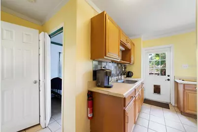 4690 Roush Avenue, Orlando, FL 32803 - Photo 13