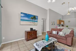 554 Paloma Dr, Davenport, FL 33837 - Photo 13