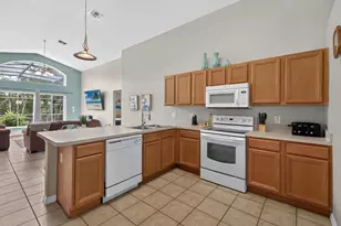 554 Paloma Dr, Davenport, FL 33837 - Photo 9