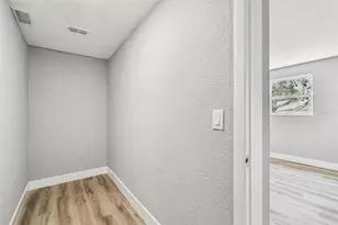 3206 N 29th St, Tampa, FL 33605 - Photo 7