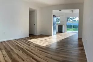 1051 Venetian Pkwy, Venice, FL 34285 - Photo 9