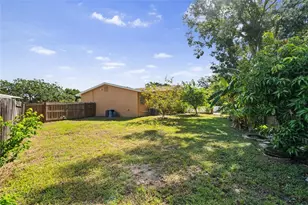 7001 Baywood Ct, Tampa, FL 33615 - Photo 37