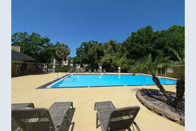 13401 Arbor Pointe Circle #201, Tampa, FL 33617 - Photo 17