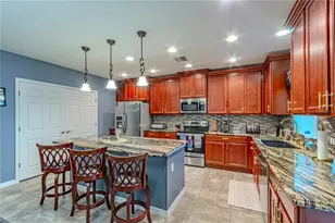 2478 Addison Creek Dr, Kissimmee, FL 34758 - Photo 7