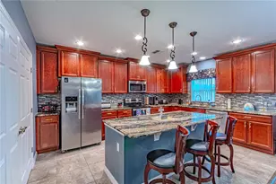 2478 Addison Creek Dr, Kissimmee, FL 34758 - Photo 5