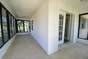 28046 Lois Dr, Tavares, FL 32778 - Photo 11