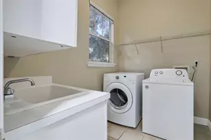148 S Thornton Ave, Orlando, FL 32801 - Photo 31