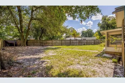 1625 Queensway Road, Orlando, FL 32808 - Photo 13