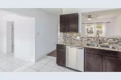 1625 Queensway Road, Orlando, FL 32808 - Photo 5