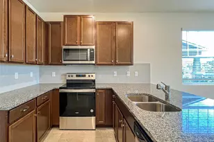10227 Highline Crest St, Orlando, FL 32832 - Photo 3