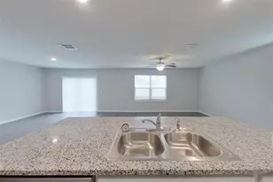 8708 SW 43rd Ter, Ocala, FL 34476 - Photo 5