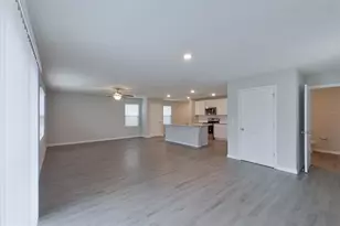 8708 SW 43rd Ter, Ocala, FL 34476 - Photo 9