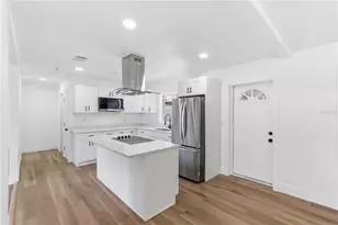 10945 N Blvd, Tampa, FL 33612 - Photo 19