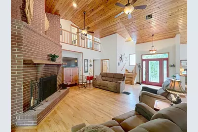 32519 Okaloosa Trail, Sorrento, FL 32776 - Photo 15