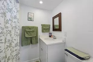 117 7th St N, Bradenton Beach, FL 34217 - Photo 17