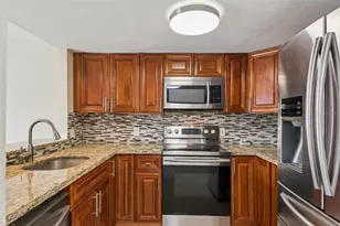 214 Majors Ln, Kissimmee, FL 34743 - Photo 15