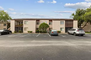 2554 Lakeway Branch Dr, Orlando, FL 32839 - Photo 11
