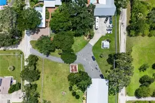 2424 E New York Ave, Deland, FL 32724 - Photo 57