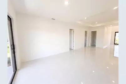 2725 Embers Parkway W, Cape Coral, FL 33993 - Photo 17