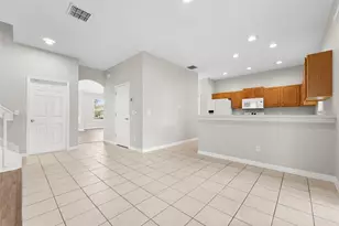 10215 Cypress Knee Cir, Orlando, FL 32825 - Photo 9
